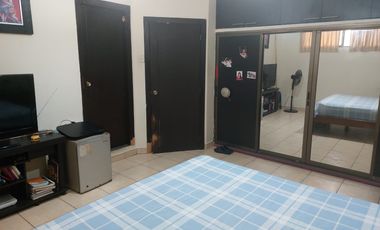 Departamento de alquiler Ciudadela Ietel, 4 dormitorios, 2 plantas, terraza