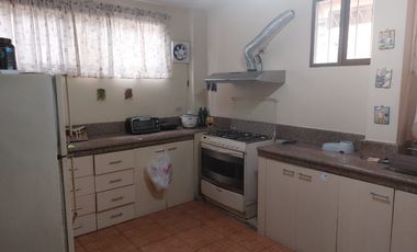 Departamento de alquiler Ciudadela Ietel, 4 dormitorios, 2 plantas, terraza