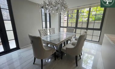 A Beautiful 4 Bedrooms 5 bathrooms townhouse with a fully furnished for sale & rent at Quarter 31,Sukhumvit soi 31