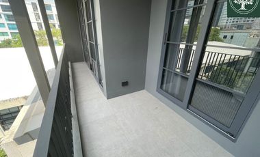 A Beautiful 4 Bedrooms 5 bathrooms townhouse with a fully furnished for sale & rent at Quarter 31,Sukhumvit soi 31