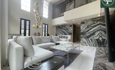 A Beautiful 4 Bedrooms 5 bathrooms townhouse with a fully furnished for sale & rent at Quarter 31,Sukhumvit soi 31