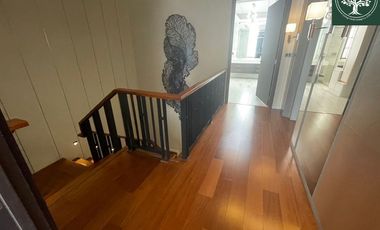 A Beautiful 4 Bedrooms 5 bathrooms townhouse with a fully furnished for sale & rent at Quarter 31,Sukhumvit soi 31