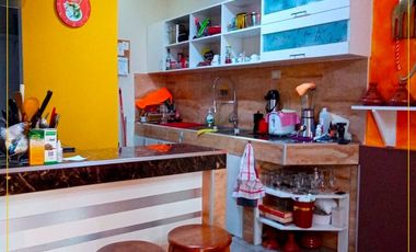 VENTA DE CASA DE TRES PISOS EN LA URB. SANTA ANA, PIURA