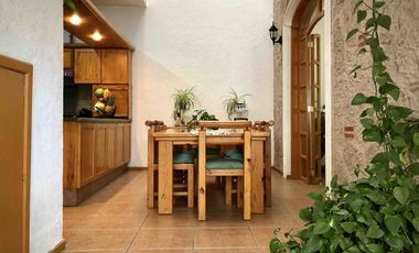 Casa De Lujo en Venta Royal Country Zona Andares Puerta De Hierro Zapopan