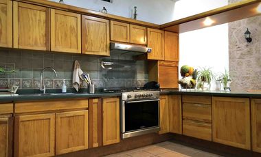 Casa De Lujo en Venta Royal Country Zona Andares Puerta De Hierro Zapopan