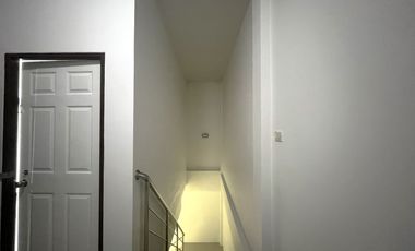 2 Bedroom Townhome for Rent Prime Location in Khok Kloi, Phangnga