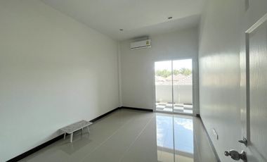 2 Bedroom Townhome for Rent Prime Location in Khok Kloi, Phangnga
