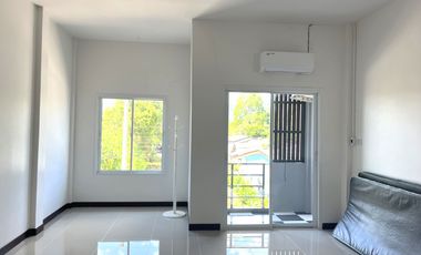 2 Bedroom Townhome for Rent Prime Location in Khok Kloi, Phangnga