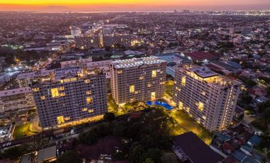 5% DP in 12 Months Promo! 2 Bedroom Unit The Atherton Ready For Occupancy Condo in Sucat Parañaque City near SM BF, Puregold, Waltermart and NAIA Airp
