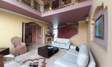 Alquiler - Venta de hermosa casa de dos pisos  en Urbanizacion Goleta Alcance norte de Guayaquil