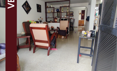 ✴️ VENDO ✴️ Hermosa Casa Unifamiliar Barrio El Remanso, primer y segundo piso