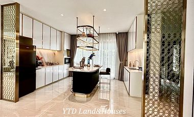 Perfect Masterpiece Sukhumvit 77  Beautiful house for sale with furnishings. Brand new house has never been lived in