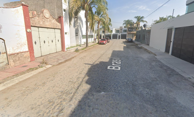 ¡¡¡REMATE HERMOSA Y AMPLIA CASA EN  JALISCO !!!