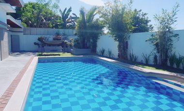 4 BEDROOMS MODERN HOUSE WITH SWIMMING POOL FOR SALE IN PORAC, PAMPANGA NEAR CLARK AIRPORT