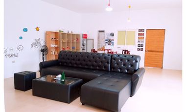 4 BEDROOMS MODERN HOUSE WITH SWIMMING POOL FOR SALE IN PORAC, PAMPANGA NEAR CLARK AIRPORT