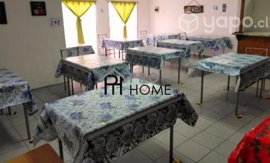 Hostal sector Norte con cocina industrial y patente comercial