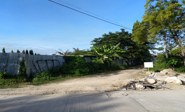 For Sale : Good Size Lot Along the Road of Agus LapuLapu City