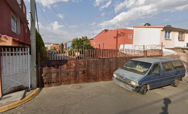 BONITA CASA DE OPORTUNIDAD