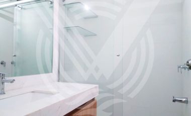 AMPLIO Y MUY BIEN UBICADO! ...SE VENDE DEPARTAMENTO EN PRIMER PISO FRENTE A PARQUE
