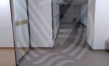 AMPLIO Y MUY BIEN UBICADO! ...SE VENDE DEPARTAMENTO EN PRIMER PISO FRENTE A PARQUE