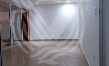 AMPLIO Y MUY BIEN UBICADO! ...SE VENDE DEPARTAMENTO EN PRIMER PISO FRENTE A PARQUE
