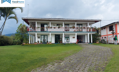 HERMOSA CASA TIPICA CAFETERA EN SANTA ROSA DE CABAL SECTOR LEMBO