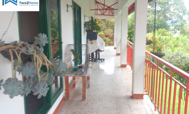 HERMOSA CASA TIPICA CAFETERA EN SANTA ROSA DE CABAL SECTOR LEMBO