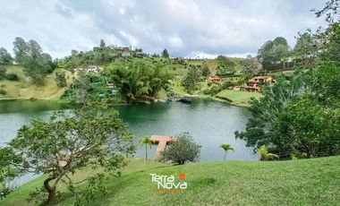 Finca en condominio en venta El Peñol
