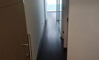 Arriendo Oficina Estoril con Av. Las Condes. Sin Comisión