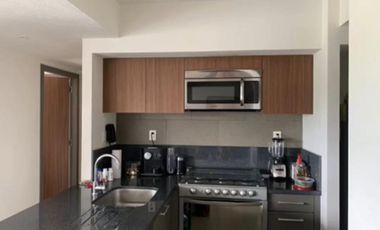 Renta en Be Grand Lomas de 2 Recámaras y Balcón