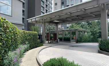 Renta en Be Grand Lomas de 2 Recámaras y Balcón