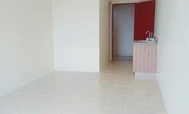 Affordable Condo in Manila, RFO DECA HOMES MANILA