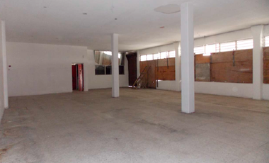LOCAL EN RENTA SOBRE AV. FLORES MAGÓN | ARLETTE FLORES