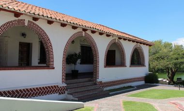 Casa en venta en Atlixco, Club&Country Club El Cristo