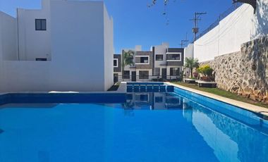 Casa en Venta en Condominio al norte de Cuernavaca en Lomas de Zompantle Morelos