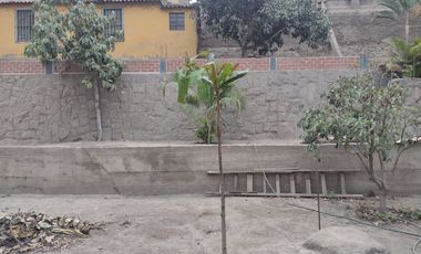 VENTA DE TERRENO EN CHOSICA ALT. PLAZA DE ARMAS 900M2 $550,000