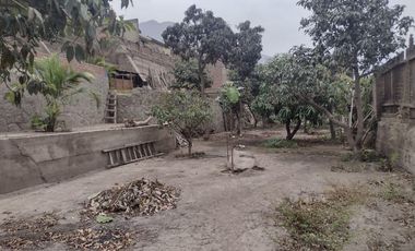VENTA DE TERRENO EN CHOSICA ALT. PLAZA DE ARMAS 900M2 $550,000