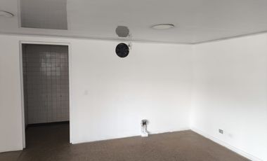 SE ARRIENDA EXCELENTE LOCAL COMERCIAL - NORMANDIA