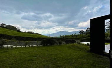Extraordinaria casa moderna en el eje cafetero, Santa rosa.Pereira-Colombia.