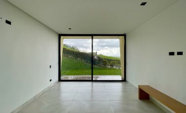 Extraordinaria casa moderna en el eje cafetero, Santa rosa.Pereira-Colombia.