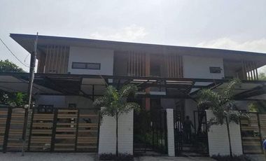 For Lease Duplex house San lorenzo village, Makati