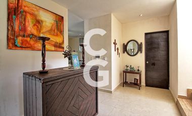 Casa en Venta en Cancún en Residencial Lagos del Sol con 4 recámaras