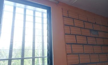 TERRENO 400 M2 CON CASA PARTE ALTA ZONA URBANA