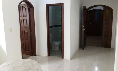 Departamento en alquiler en Carcelen Medio, 3 Dormitorios Dobles Cerca de El Colegio Americano, norte de Quito
