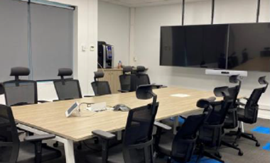 Oficinas sector Av. del Valle Huechuraba
