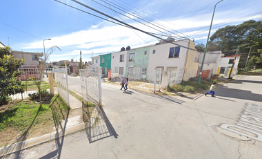 Casa en calle Chabacano, Los Duraznos, Amozoc de Mota, Puebla, México. ¡NO CRÉDITOS!