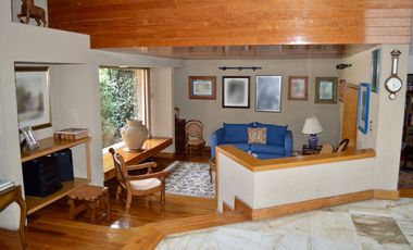 Casa en condominio con amplios espacios y excelente estado de conservación
