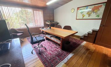 Casa en condominio con amplios espacios y excelente estado de conservación