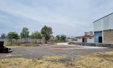 BODEGA EN RENTA 2900 M 300 KVAS SAN JOSE EL ALTO QUERETARO