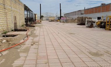 Terreno Bardeado de 4741m2 en Renta Zona VW. Finsa